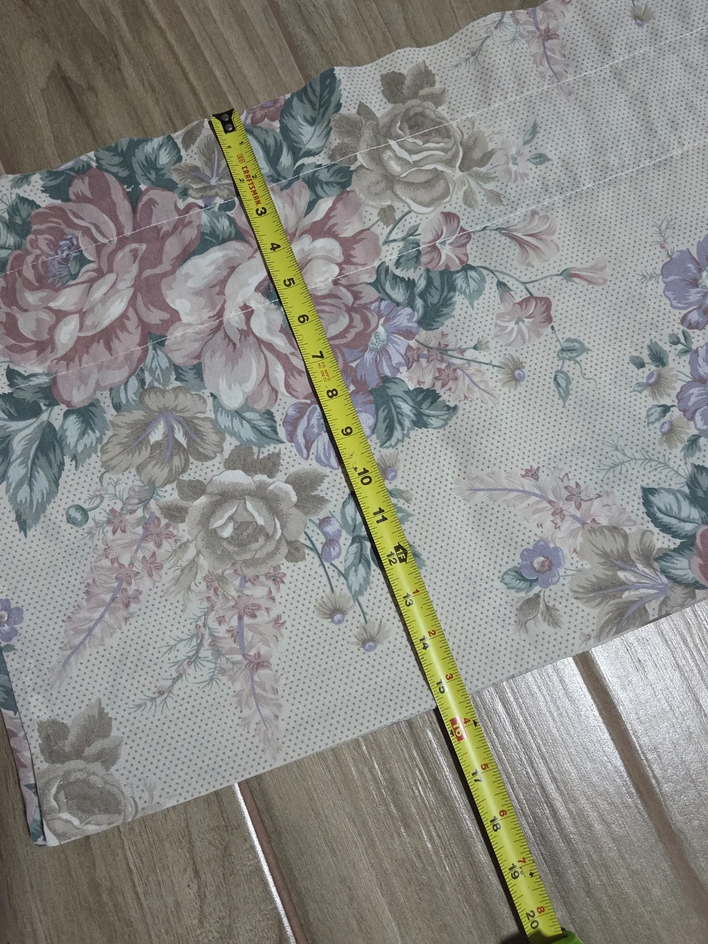 Floral Print Vintage 90s Handmade Valance Curtain- Pink & Green